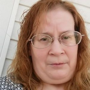 Meet your Posher, Shelly